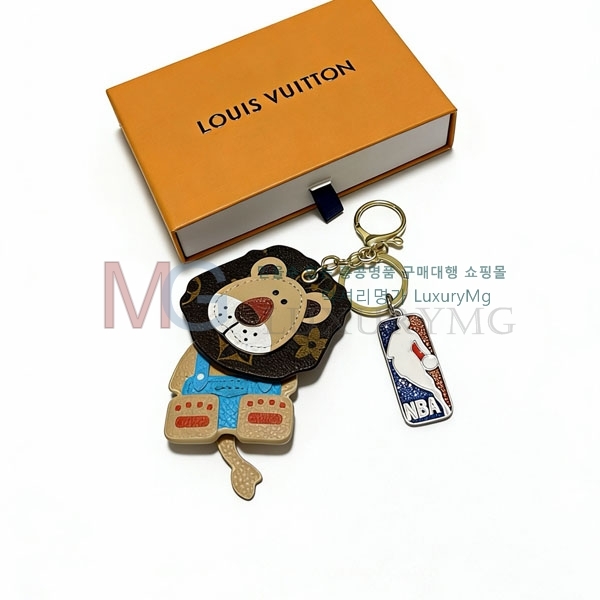 ���̺��� ŰȦ�� LV56088-11