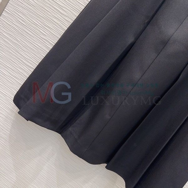 ���� �ο��� ��ĿƮ LW25456456-5