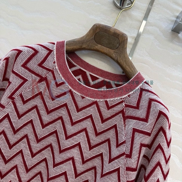 ���� �η�**�� ���� Ƽ���� LP345777-10