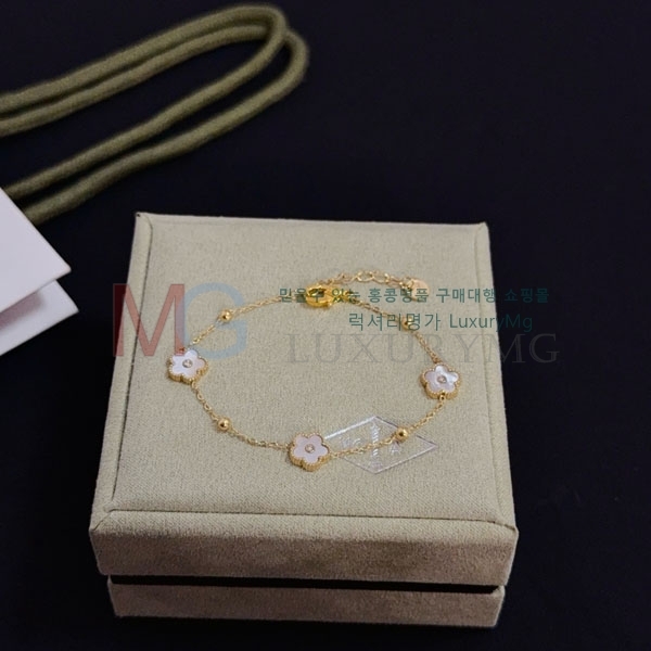 ��Ŭ���� �� ���� ���� VA45023-9