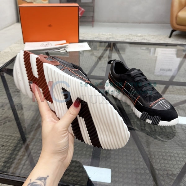 ���� �����޽� ����Ŀ�� HE566301-2