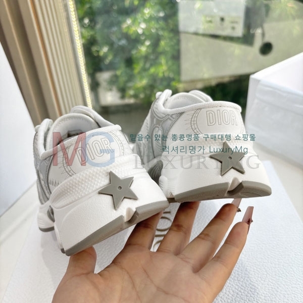 ��� �� ����Ŀ�� �������� DR966066-2