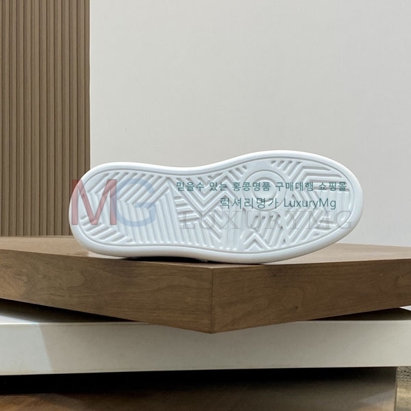 ���ڷ� ��ġ�ڸ� ����Ŀ�� B1C72660-2