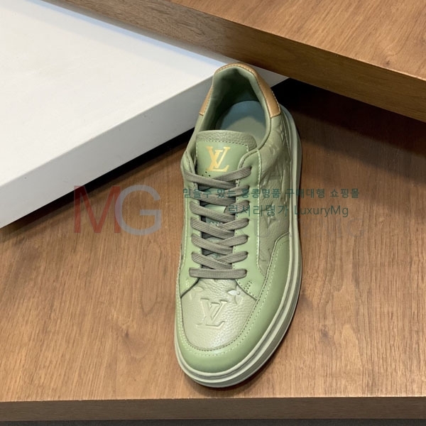 ���� ����*�� ����Ŀ�� LV611502