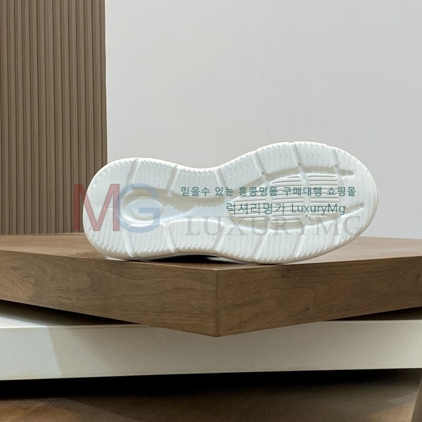 ��**�� ����Ŀ�� 2MO633306-5