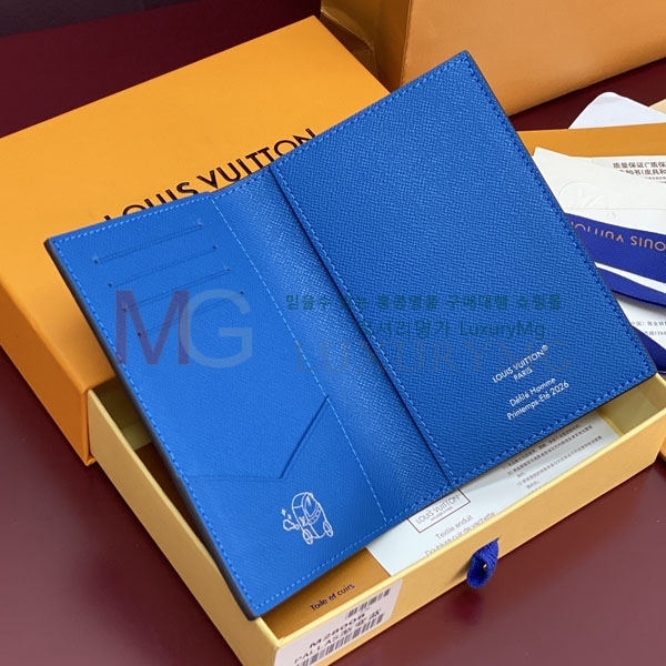 ���̺��� �н���Ʈ Ŀ�� �������� M28008-2