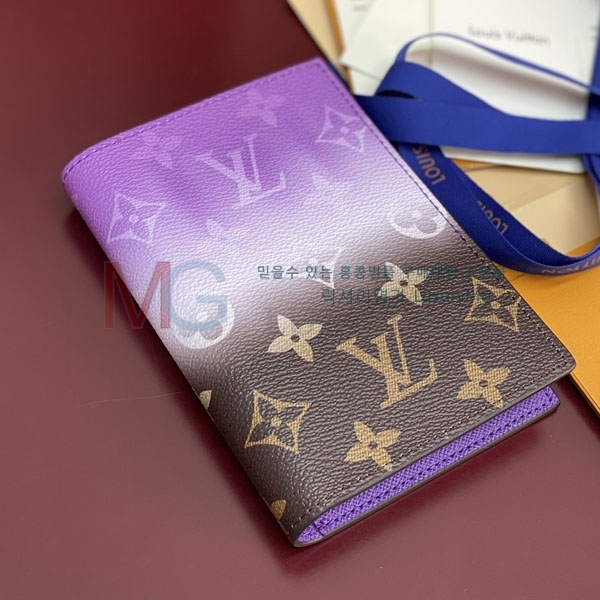 ���̺��� �н���Ʈ Ŀ�� �������� M28008-1