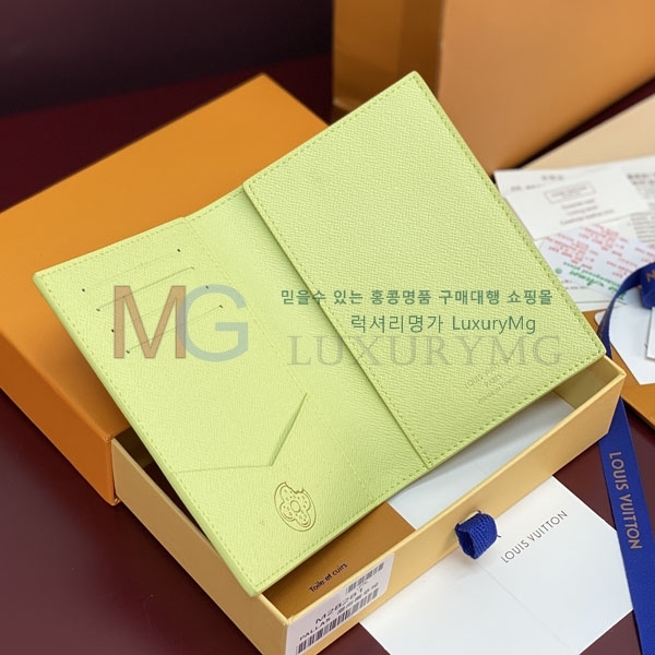 ���̺��� �н���Ʈ Ŀ�� �������� M28281-1