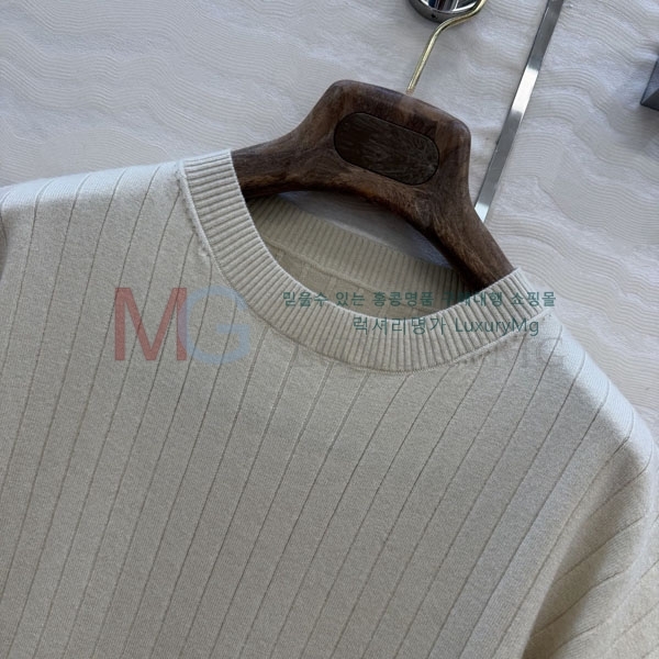 ���� �η�**�� ���� Ƽ���� LP345777-4