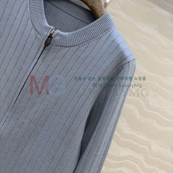 ���� �η�**�� ������ ����� LP323502-2