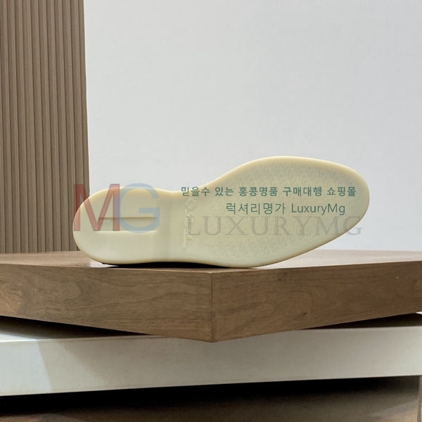 ���� �η�**�� ĳ�־� ���� 3LP580114-9