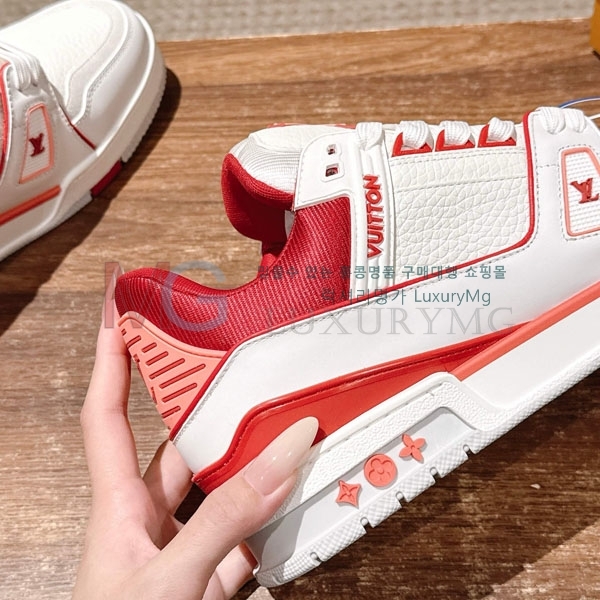 �������� ����*�� ����Ŀ�� LV618881-7