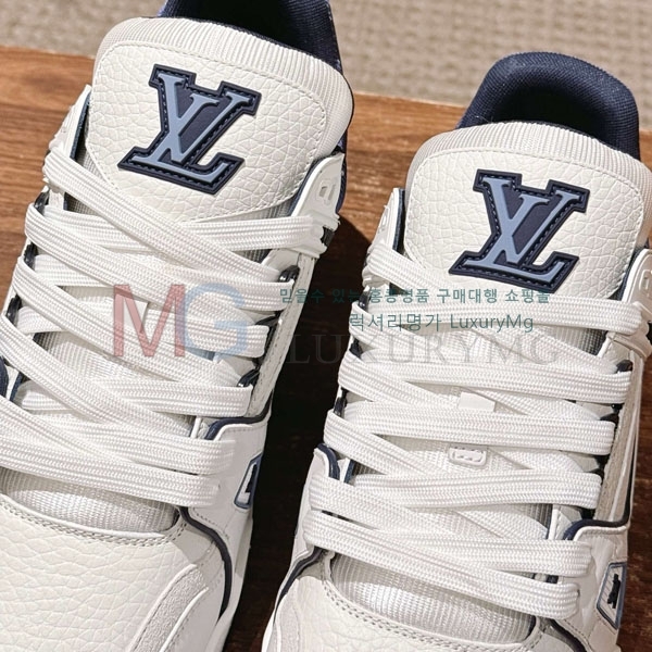 �������� ����*�� ����Ŀ�� LV618881-8