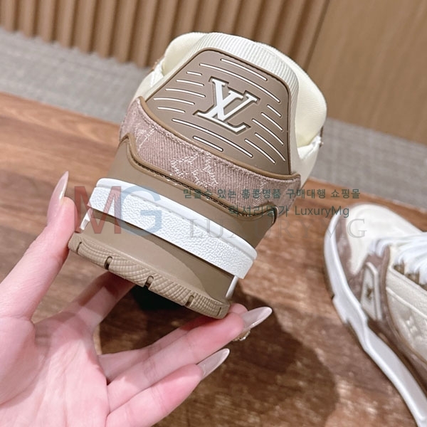 �������� ����*�� ����Ŀ�� LV618882-17