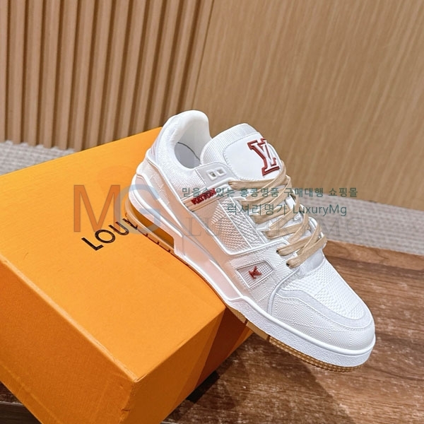 �������� ����*�� ����Ŀ�� LV618883-4