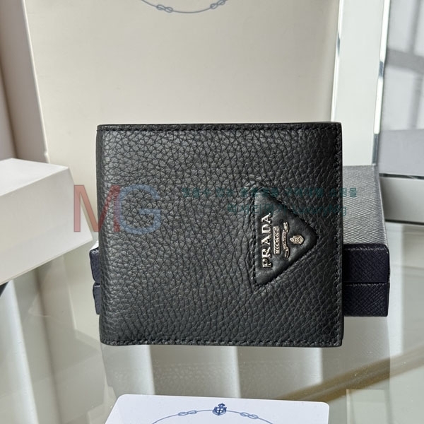 ����� ������ 2M0513-54