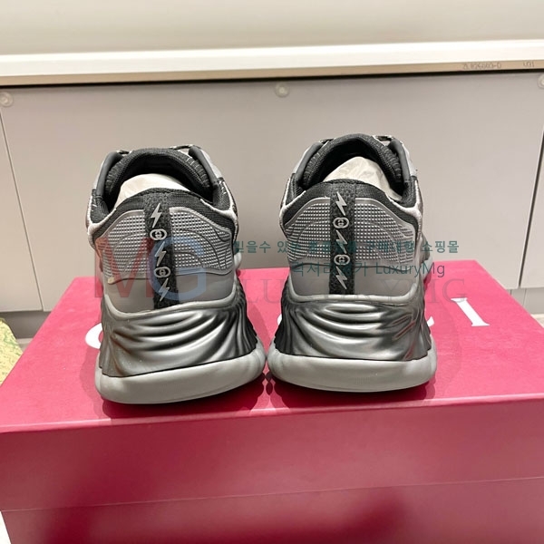 �������� ���� ����Ŀ�� GU6885011-3