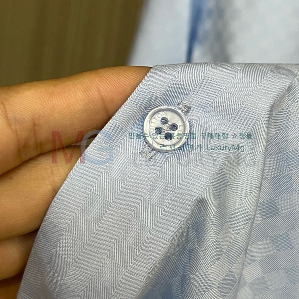 ���� ���̺��� Ƽ���� 4123849-3