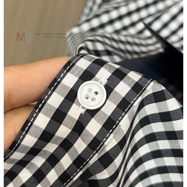 ���� ���̺��� Ƽ���� 4123849-5