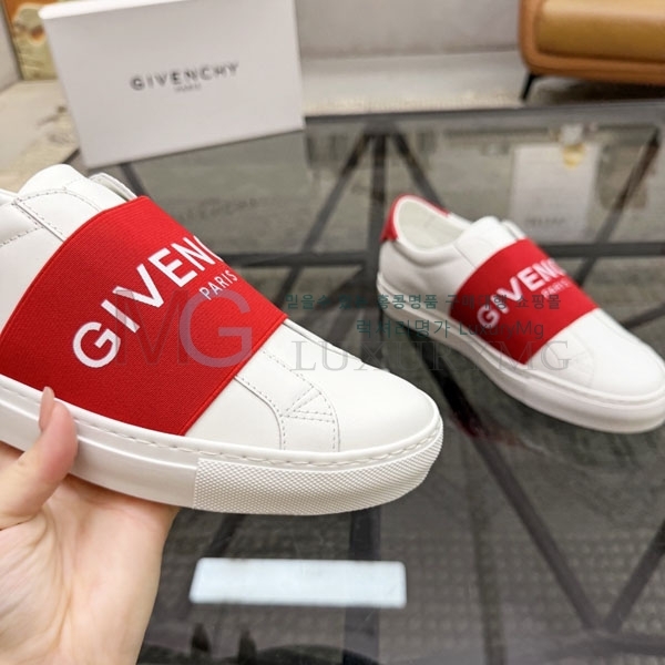 ���� ����� ����Ŀ�� R8890789