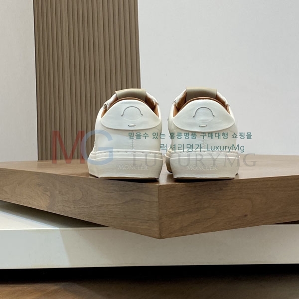 ���� ��**�� ����Ŀ�� MO699032-2