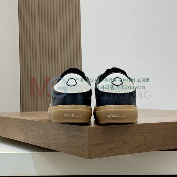 ���� ��**�� ����Ŀ�� MO699033-1