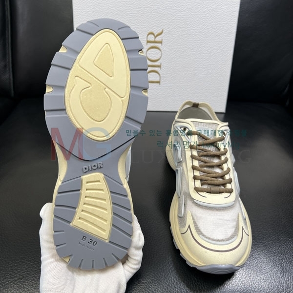 ���� ��� ����Ŀ�� D9980566-1