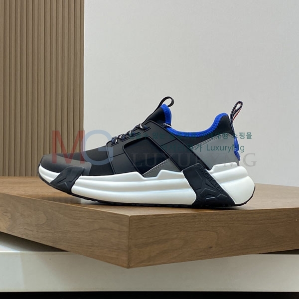 ���� ��**�� ����Ŀ�� MO644206-1