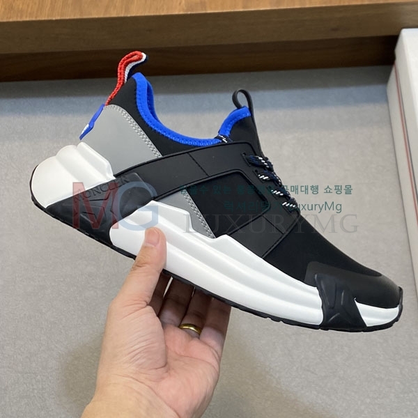 ���� ��**�� ����Ŀ�� MO644206-1