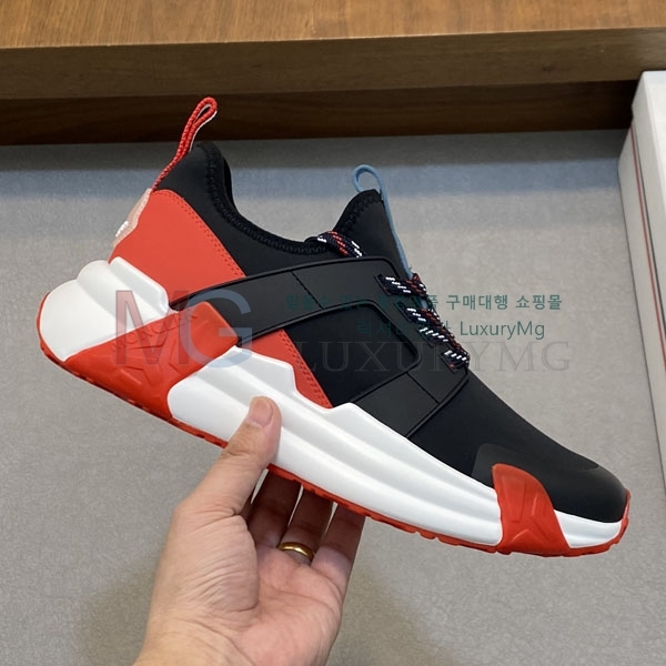 ���� ��**�� ����Ŀ�� MO644206-6