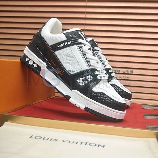 �������� ����*�� ����Ŀ�� LV774560-8