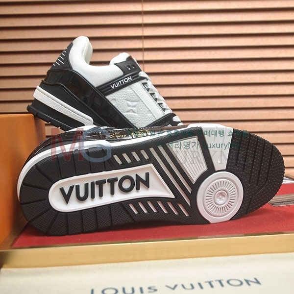 �������� ����*�� ����Ŀ�� LV774560-8