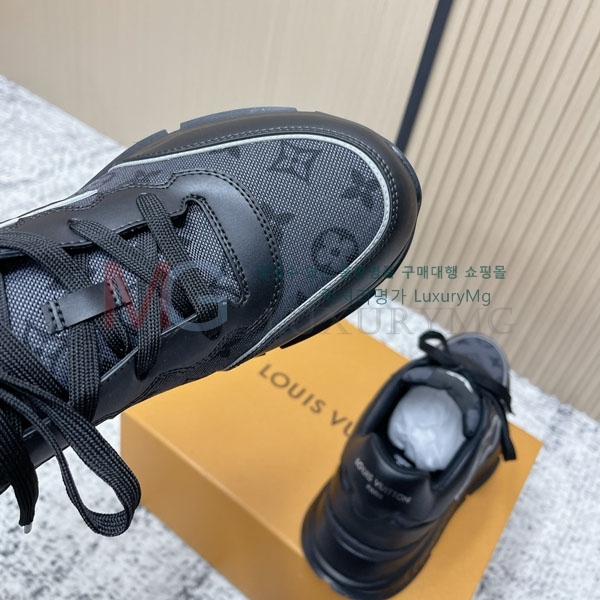 ���� ����*�� ����Ŀ�� LV7226606-3