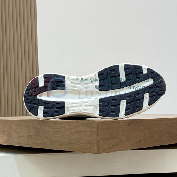 ���� ��**�� ����Ŀ�� MO226022-1