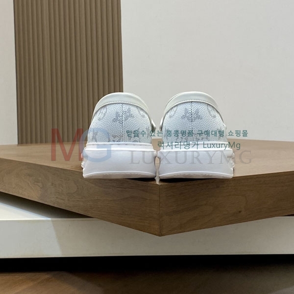  ����*�� ���� LV306605-2