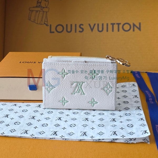 ���̺��� Ŭ���� ���� M27742-2