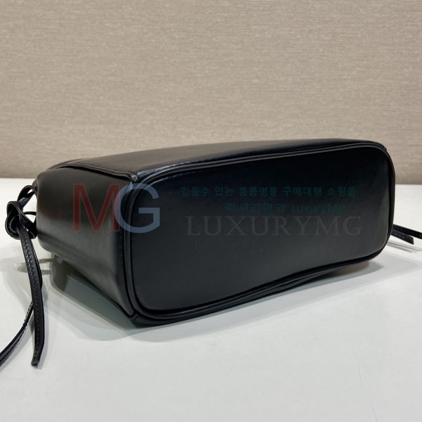 ����� ĳ�� �̴� ���� �ڵ�� 1BA496-1