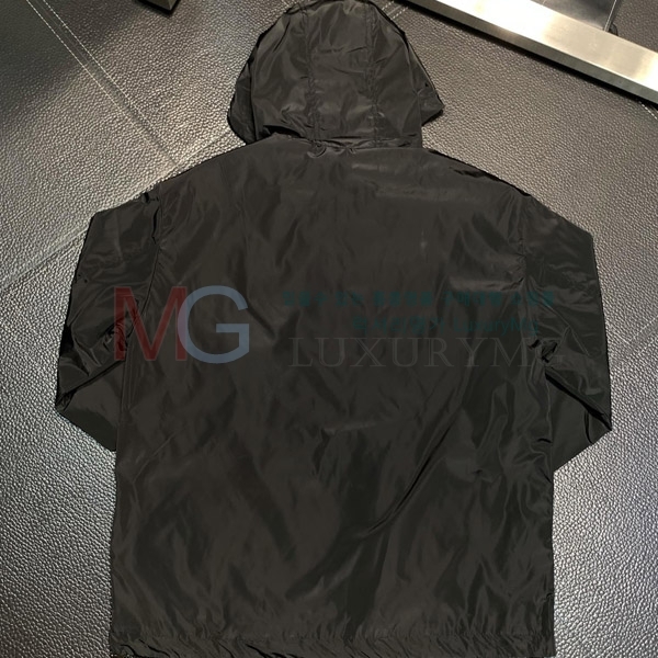 ���� ����� ���� 3833137