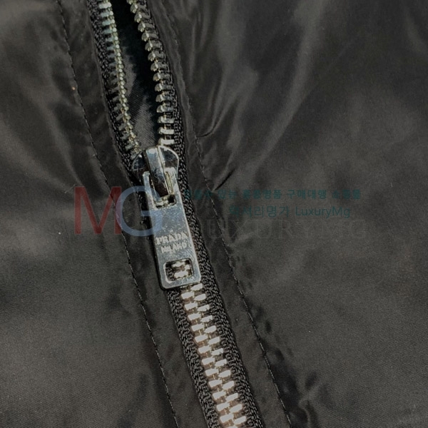 ���� ����� ���� 3833137