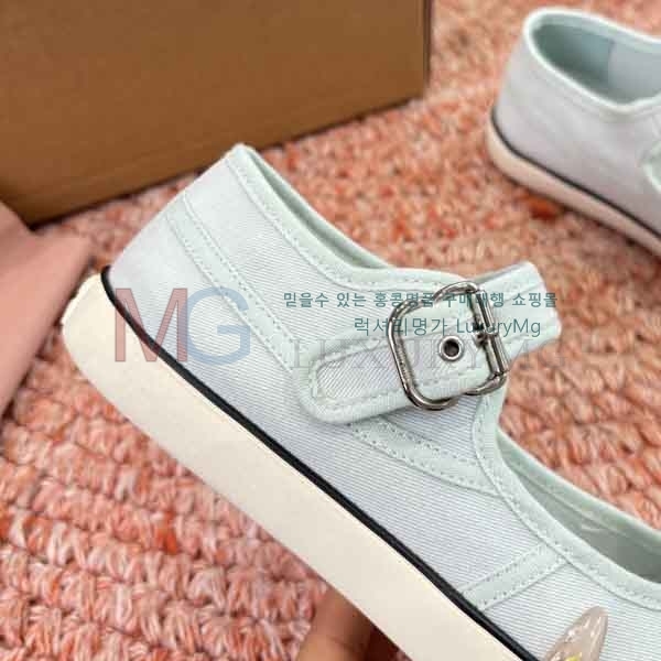 ���� �̿�̿� ����Ŀ�� MIU08991-3