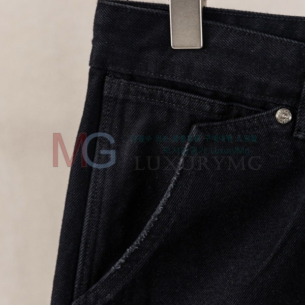 �������� ũ������ �ݹ��� 2343464-5