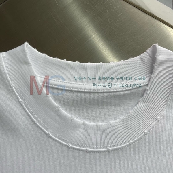 ���� ũ������ ����Ƽ 2343475