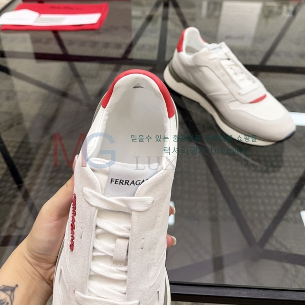 ���� ��󰡸� ����Ŀ�� F5502031-4