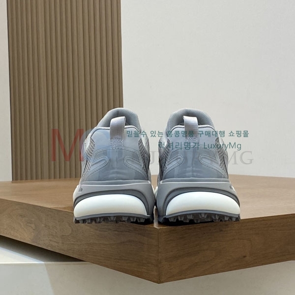 ���� ���̺��� ����Ŀ�� LV5505413