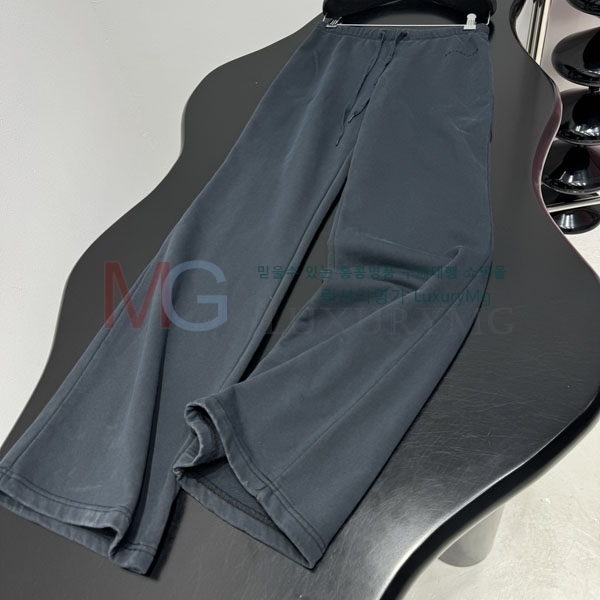 �������� �߷��þư� ���� BA7345022-1