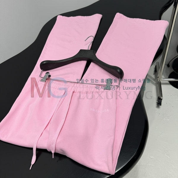 �������� �߷��þư� ���� BA7345022-2