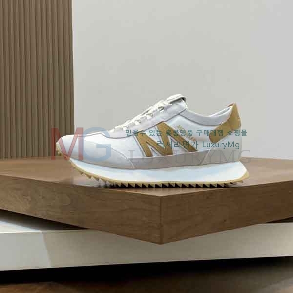 ���� ��**�� ����Ŀ�� M5000361-3