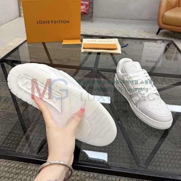 ���� ���̺��� ����Ŀ�� LV577806-2