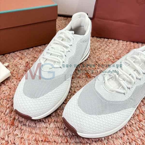 ���� �η�**�� ����Ŀ�� LP570552-2