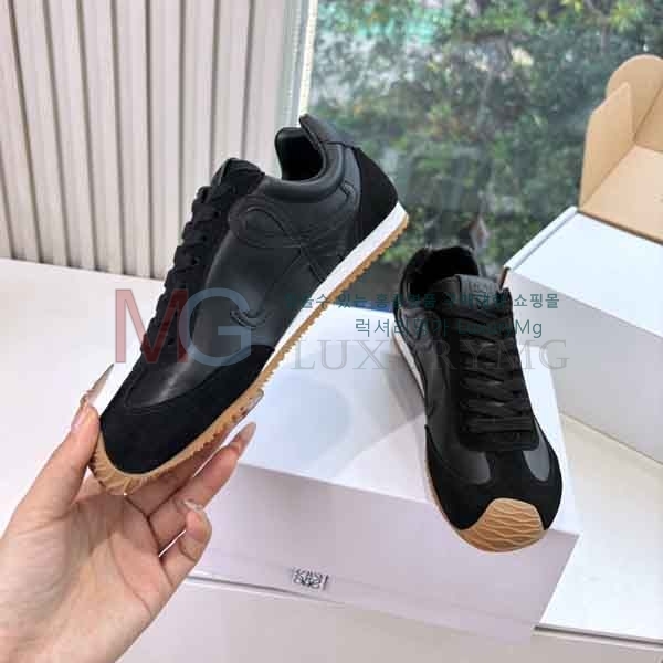 ���� �ο��� ����Ŀ�� LO666032-3